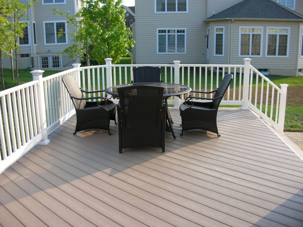 You can work to avoid and eliminate mould. We'll discuss what causes mould, how to prevent it, and how to recover your deck.